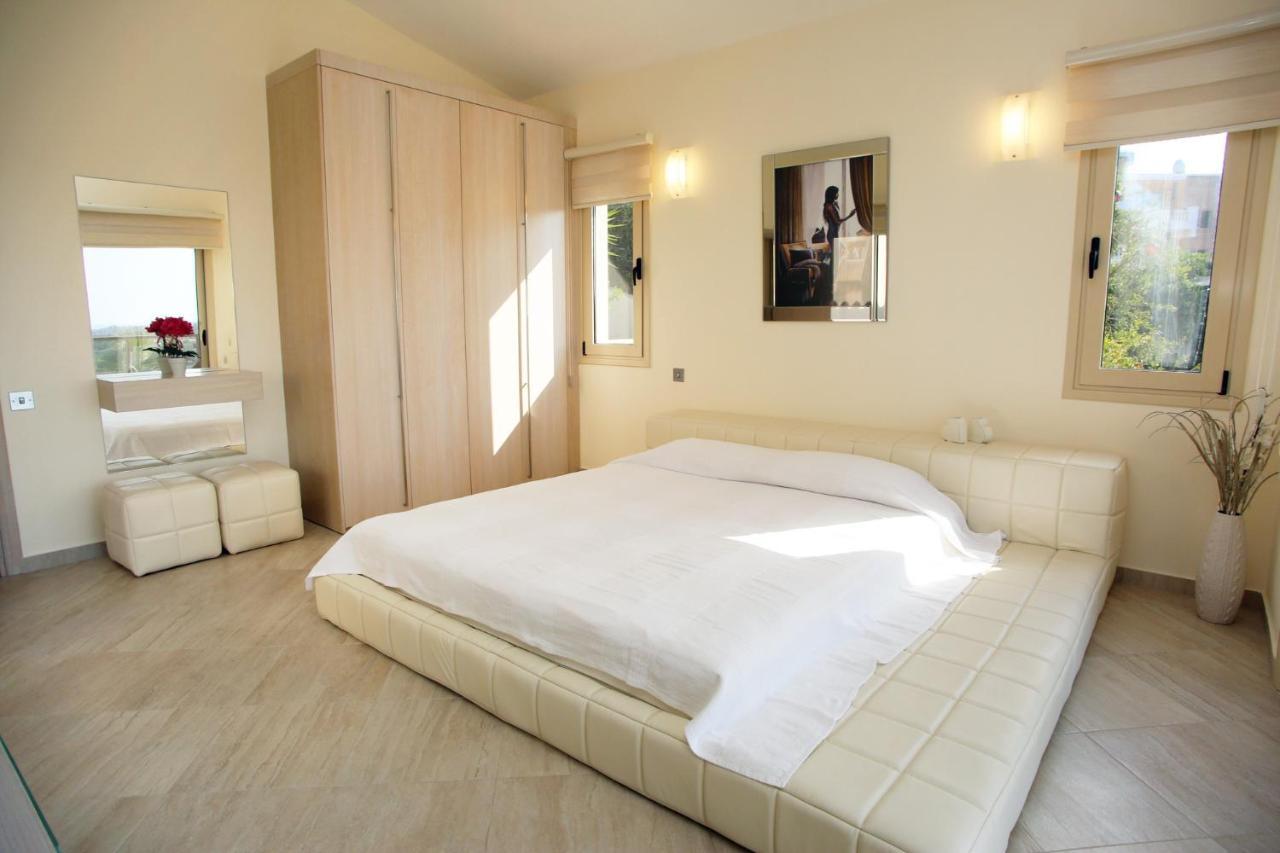 Seafront 5 Bedroom Villa Paradise In Sea Caves 佩亚 外观 照片